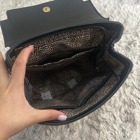 Elegant Black Backpack Bag - Picture 4 of 8